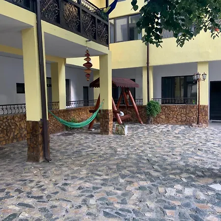 Oaza مانغاليا