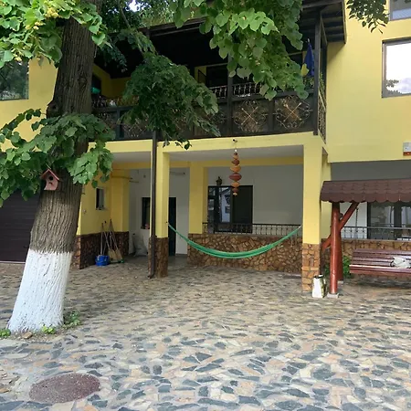 Oaza Guest house *